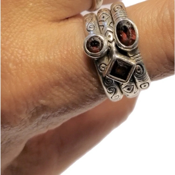 Brighton Sterling Silver and Garnet Stackable 3 rings Sterling SilverSize 6 - Picture 6 of 8